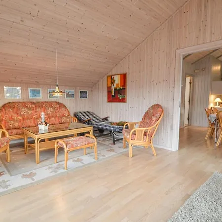 Beautiful In Vaeggerlose W/ 2 Bedrooms