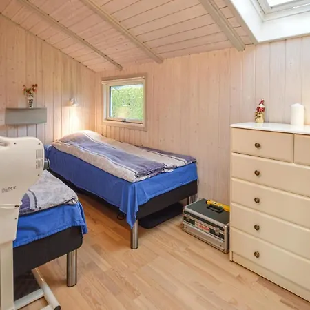 Prázdninový dům Beautiful In Vaeggerlose W/ 2 Bedrooms