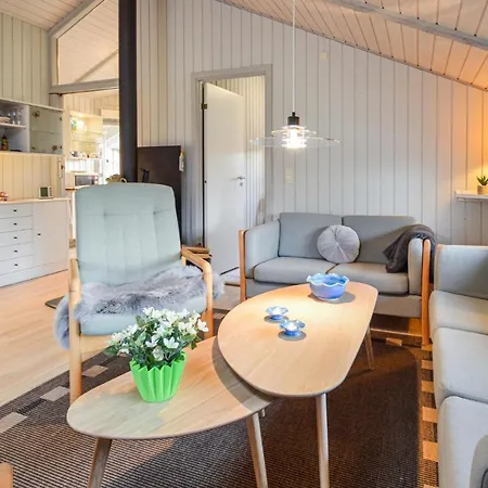 Beautiful In Vaeggerlose W/ 2 Bedrooms Prázdninový dům Bøtø By